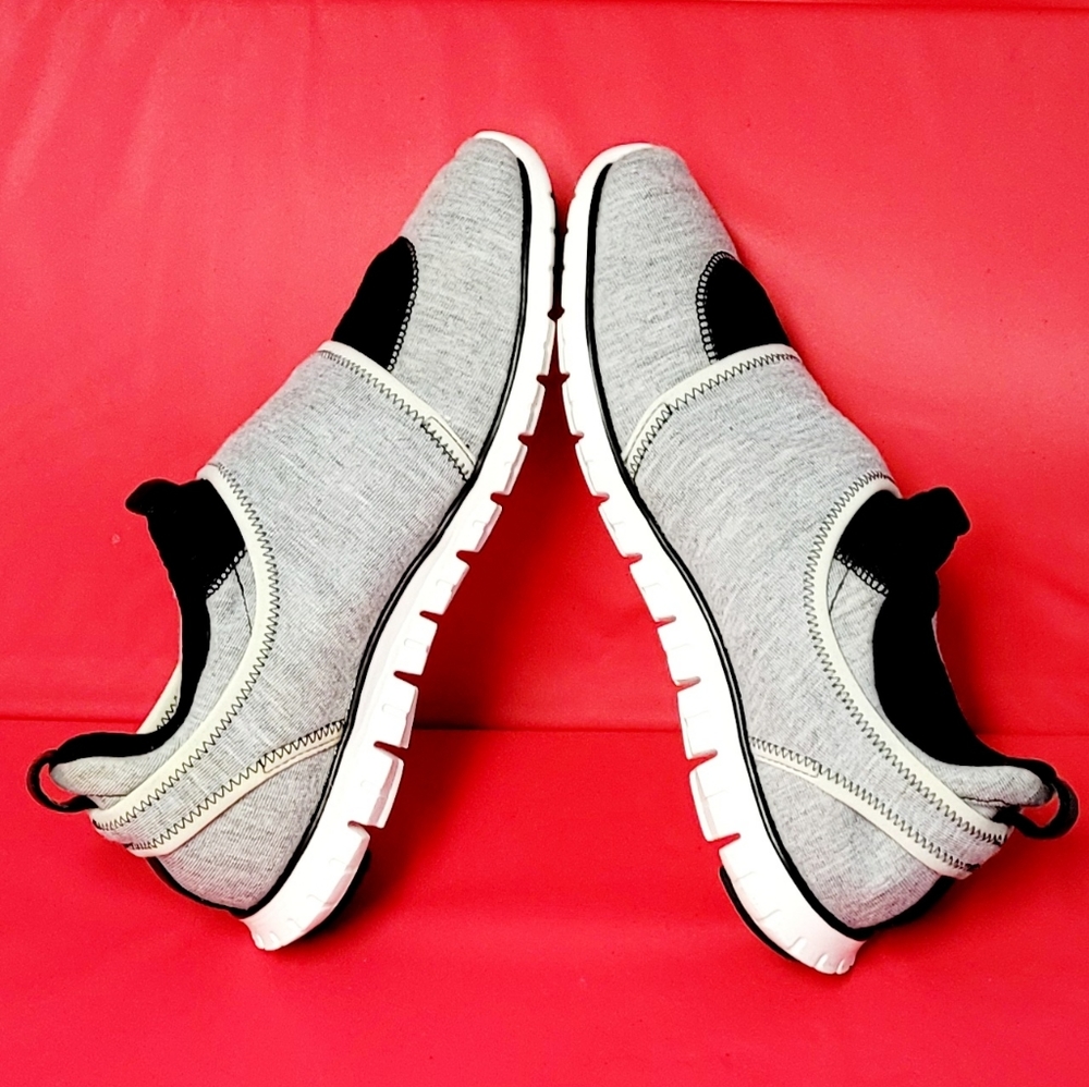 Cole Haan Womens Zero Grand Slip On Fashion Sneakers # D044030 size 9B - Picture 4 of 11